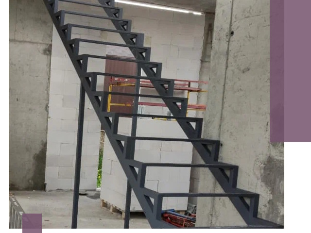 Демонтаж металлических лестниц в Коломне быстро и безопасно