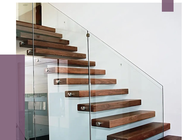 Стеклянные перила для лестницы в Коломне от 14702 руб.